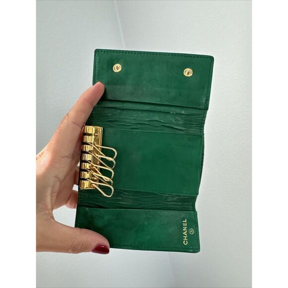 Chanel Green Caviar Logo Key Holder - Picture 9 of 13